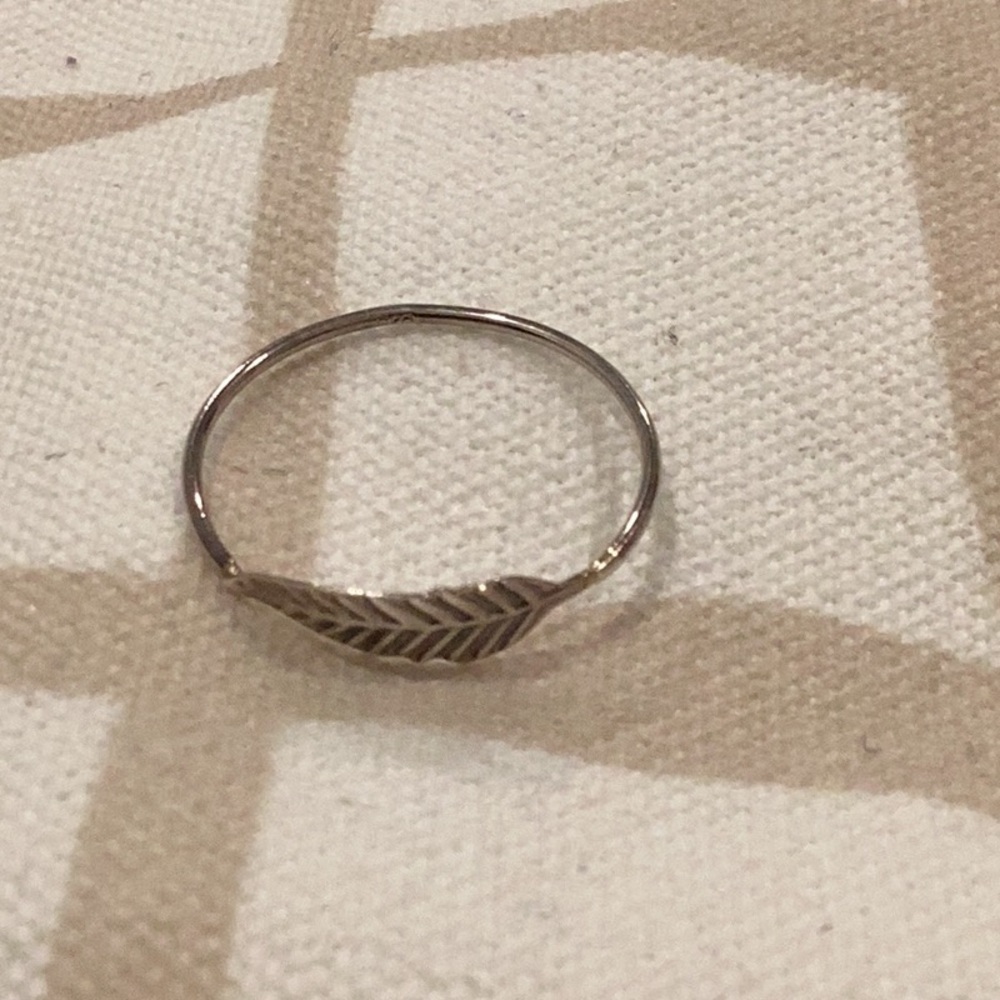 Trio of Sterling Silver Rings, size 6 - Picture 4 of 5